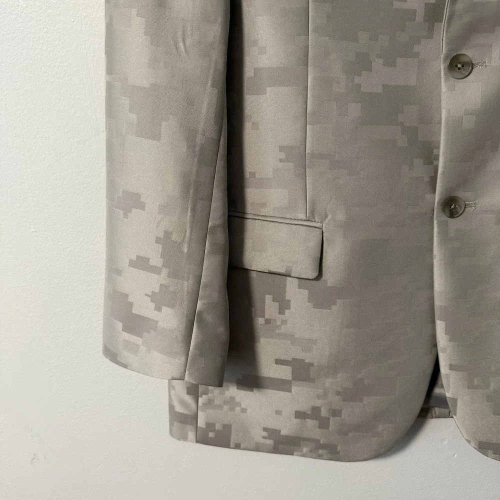 Jos A Bank Men 44L Tailored Fit Digital Camo Dinner Jacket Silver Grey Minecraft